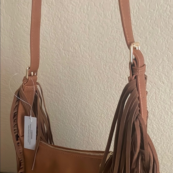 NWT Fringe Brown Vegan Leather Bag - Picture 4 of 11